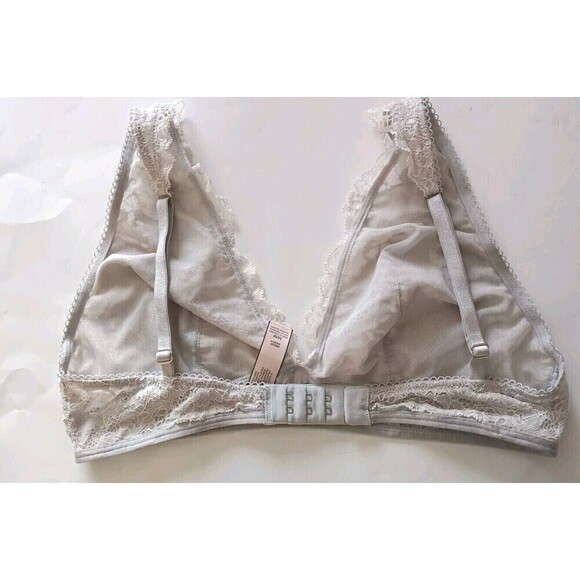 Victoria's Secret Dream Angels Bralette Bra Sz Medium Gray Unlined Lace Plunge - Picture 3 of 8